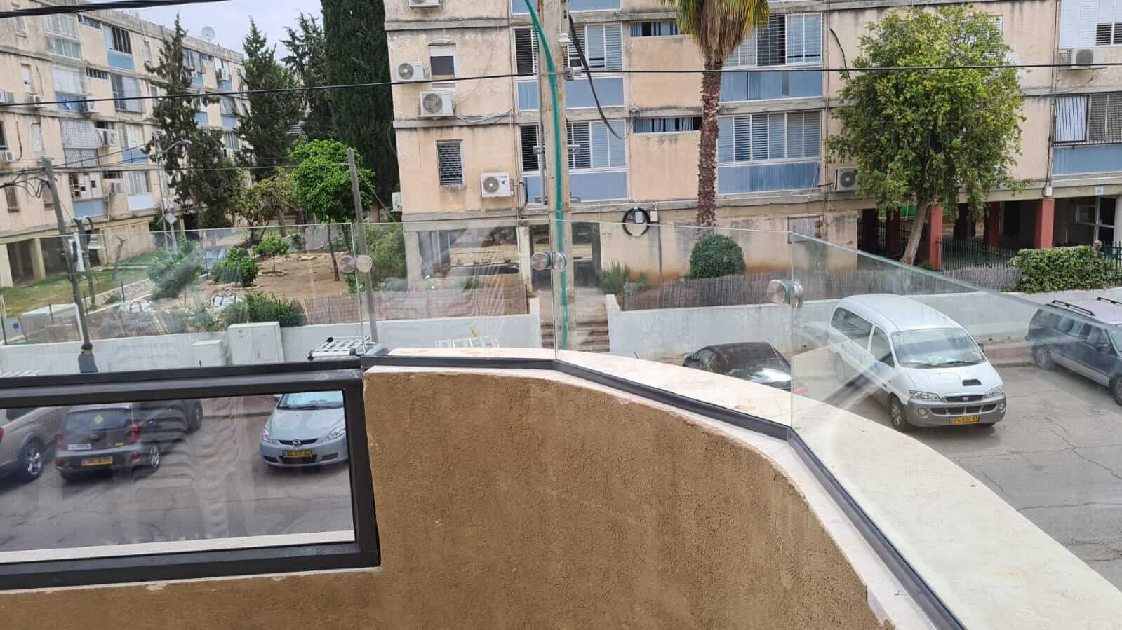 הגבהת מעקה מעוגלת - GlassPlus